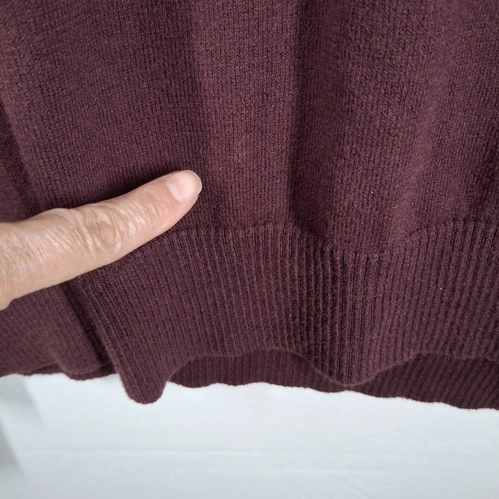Banana Republic‎ Sweater Men's Large Burgundy Cashmere Blend V Neck Academia